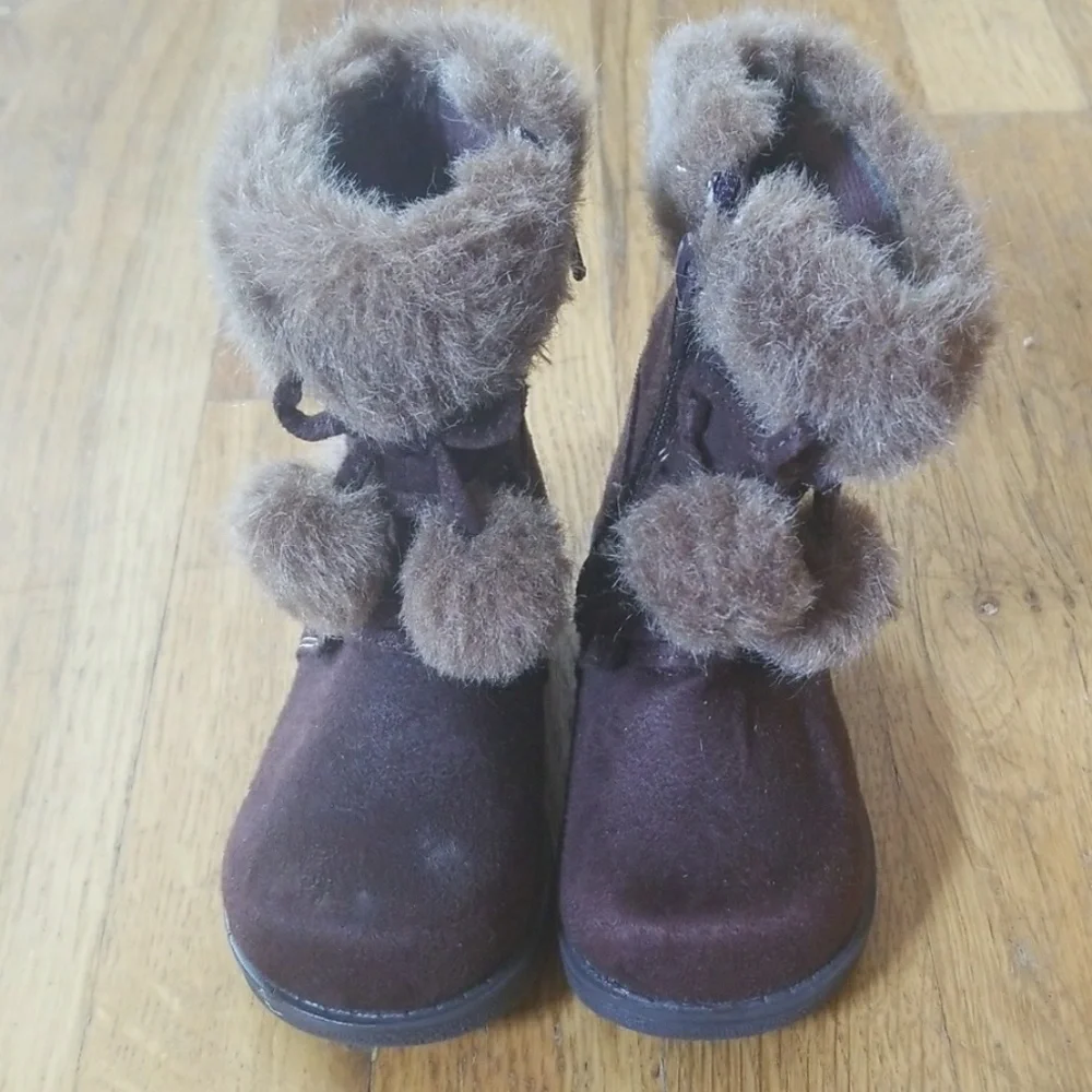 Wonder Kids Toddler Girls Brown Faux Fur Pom Pom Winter Boots Size 6M